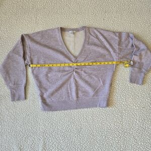 Joie Lavender and Cream Knit Top Size Small but fits a Medium, see measurements